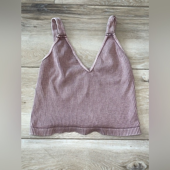 NWOT FREE PEOPLE washed seamless crop top - Picture 3 of 9
